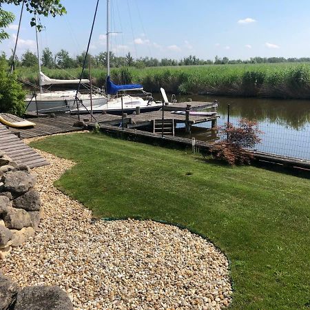 25H Garden Apartment Plus Private Beach Neusiedl am See Exteriör bild